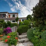 Boutique Ilio 3* Сант-Андреа