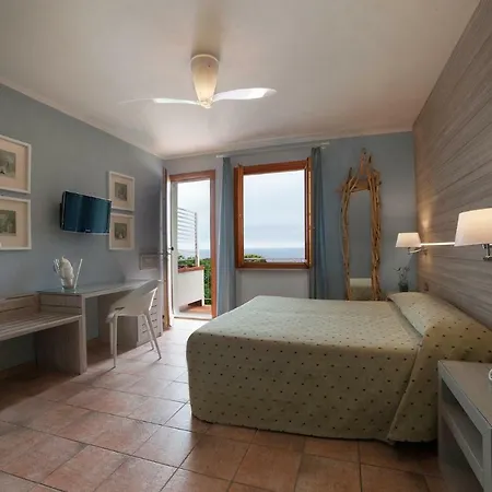 Boutique Ilio SantʼAndrea