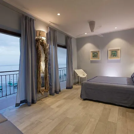 Boutique Ilio 3* SantʼAndrea