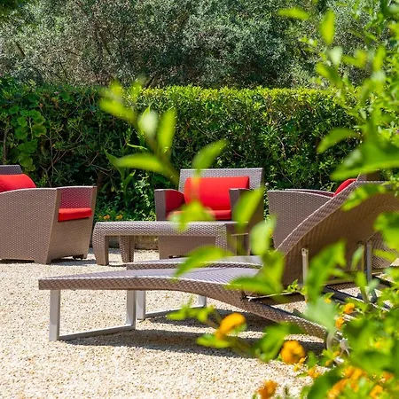 Boutique Ilio 3* Сант-Андреа